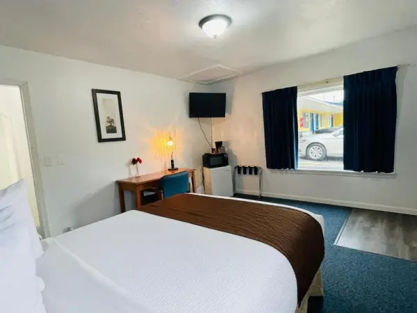 Sparta inn 8
